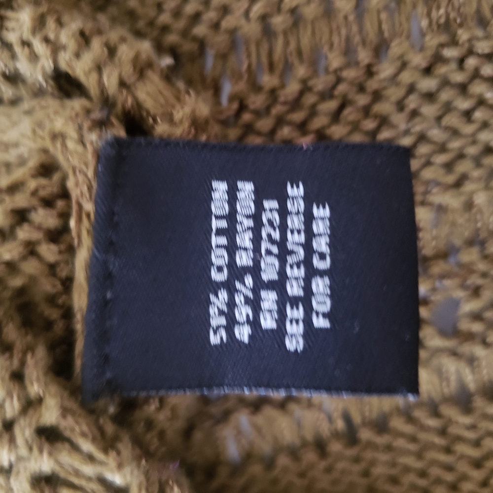 Premise Olive Green crochet sweater - Picture 3 of 7